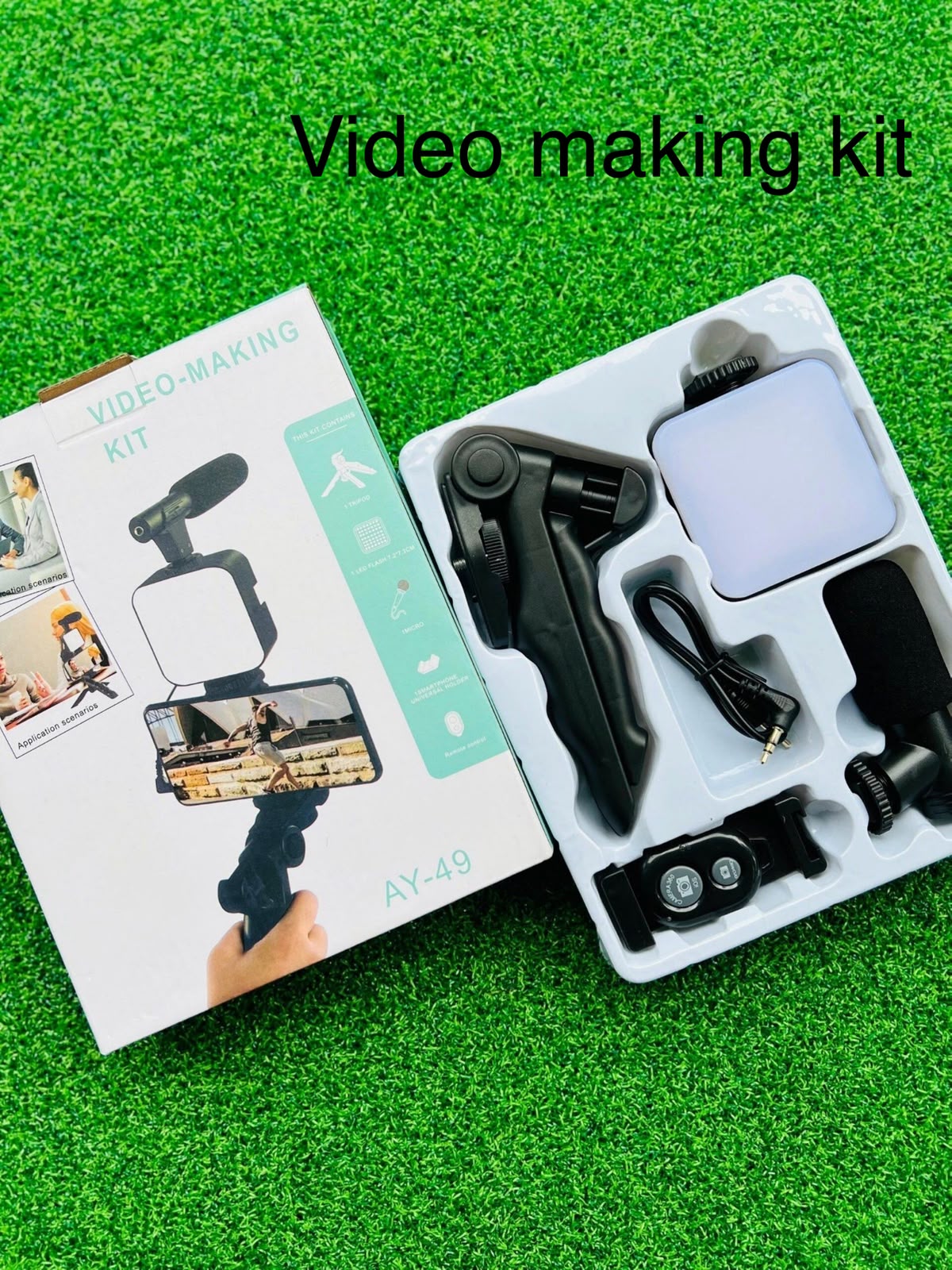 Video Creator Kit – Tripod, Light & Phone Stand