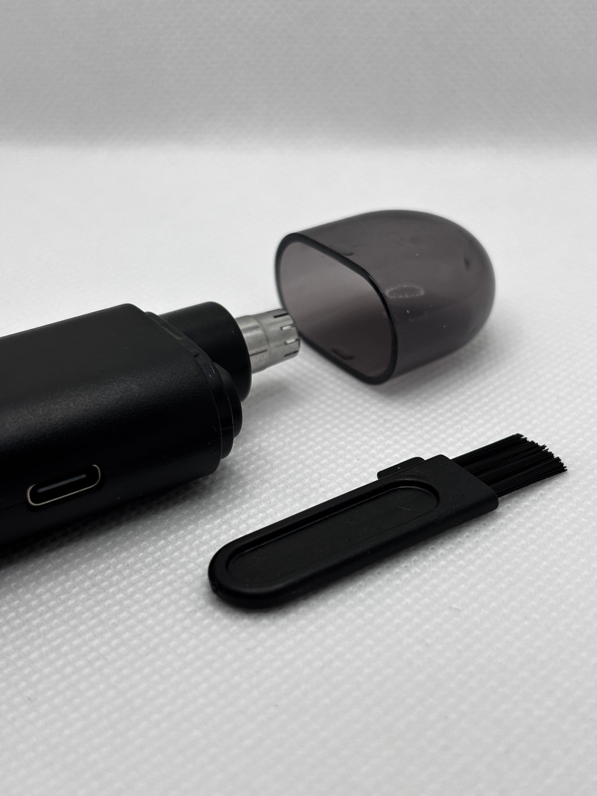 USB Rechargeable Nose And Ear Hair Trimmer With Stainless Steel Blades